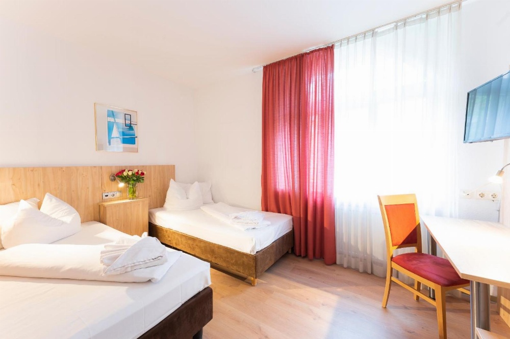 Hotel Astoria am Urachplatz Main image