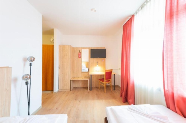 Hotel Astoria am Urachplatz image 41