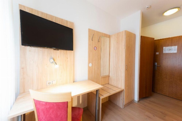 Hotel Astoria am Urachplatz image 44