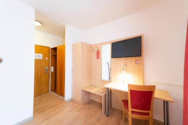 Hotel Astoria am Urachplatz image 54